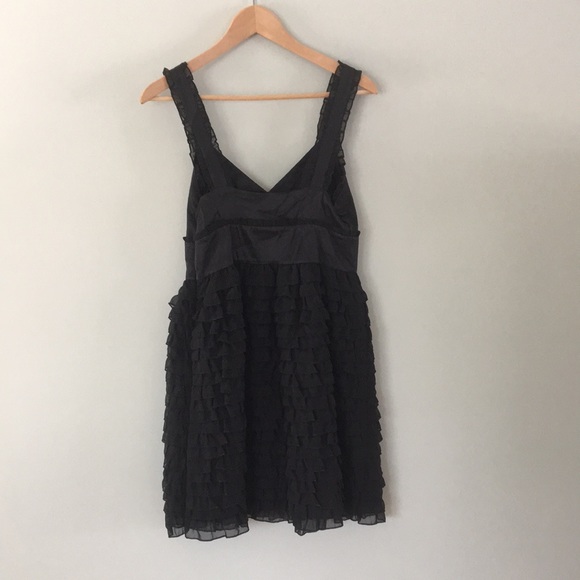 Black ruffled cocktail dress - Picture 4 of 4